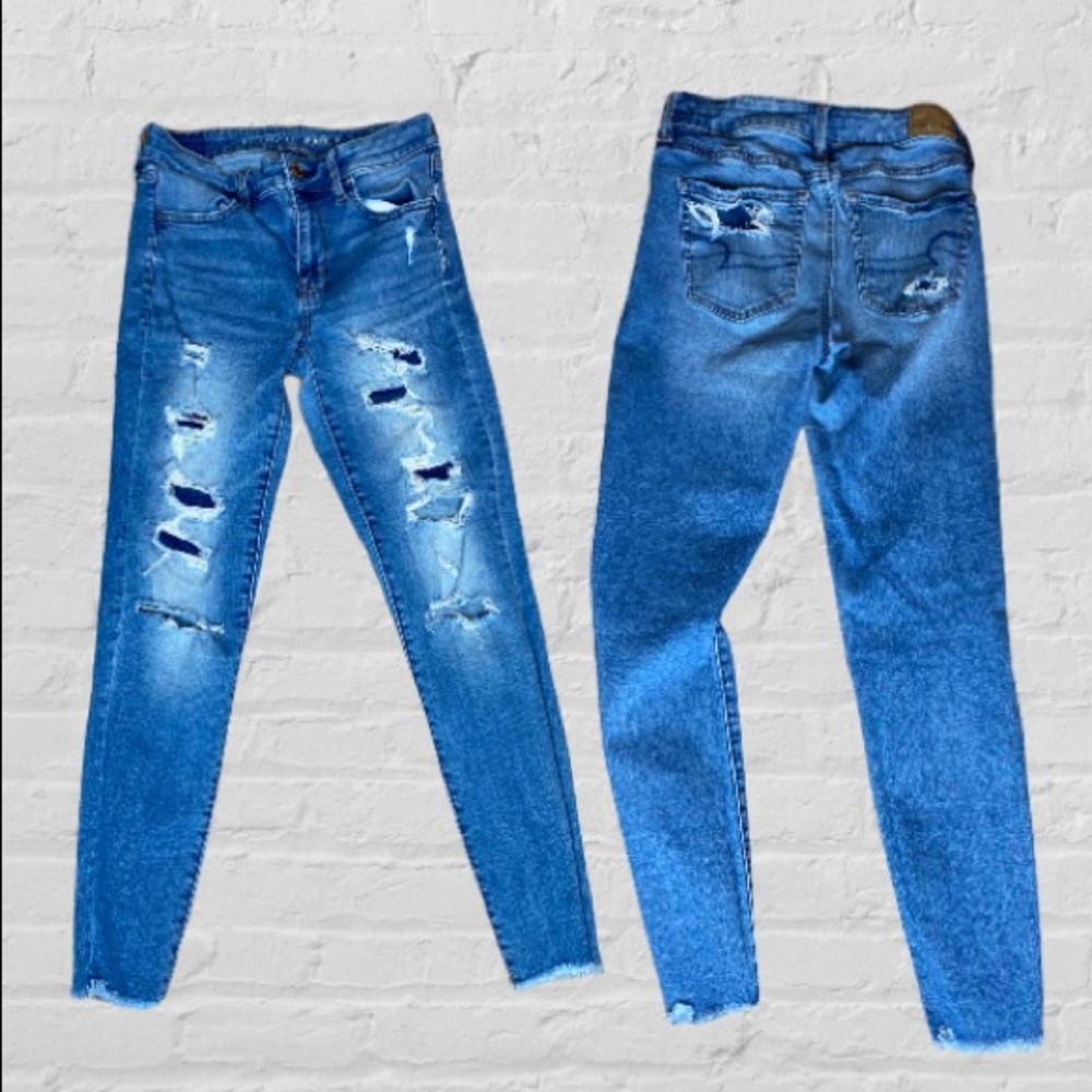 AE Hi Rise Distressed Jegging Skinny Jeans